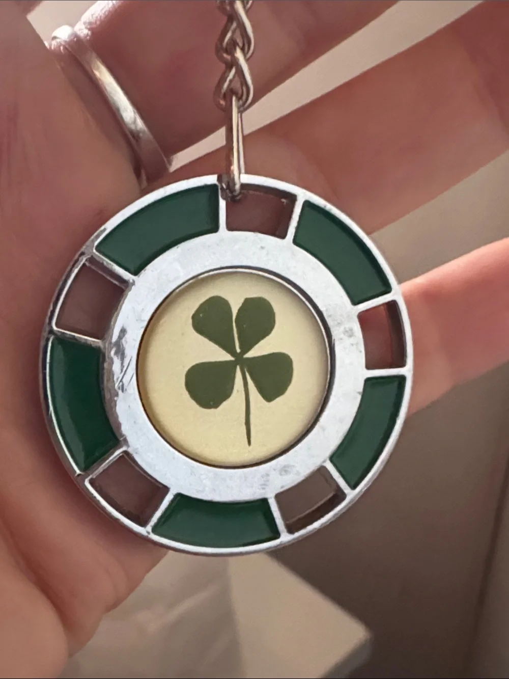 Silverton Casino Shamrock ☘️ Clover Poker Chip Keychain